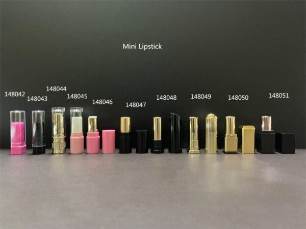 148042
Square Lipstick