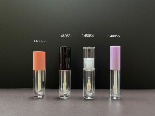 148052
Lipgloss with Applicator