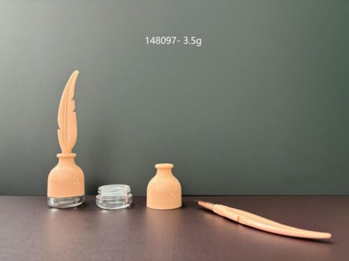 148097
Shaped Jar with Applicator