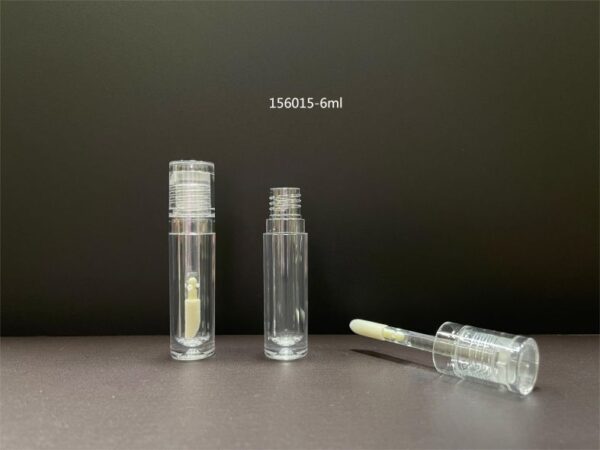 156015
Lipgloss with Applicator, S-Free and Mono-Material and Eco