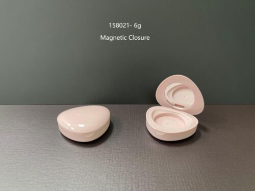 158021
Compact with Mirror and Magnetic Closure