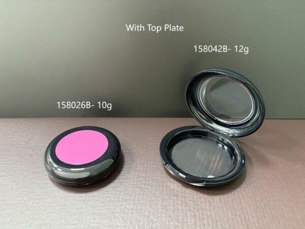 158042B
Compact with Top Plate and Window
