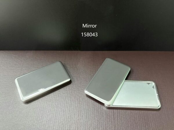 158043
Compact with Mirror