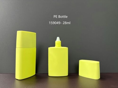 159049
Square Bottle