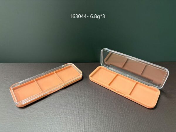 163044
Three-Color Square, Compact