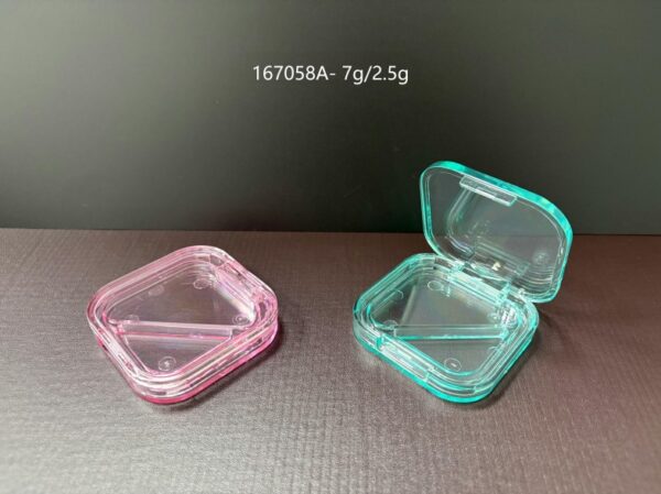 167058A
Multi-Color Square Compact