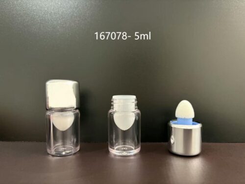 167078-5.0g-Single-With-Applicator-Screw-Closure.jpg 167078
Lipgloss with Applicator