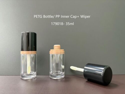 179018
Lipgloss with Applicator