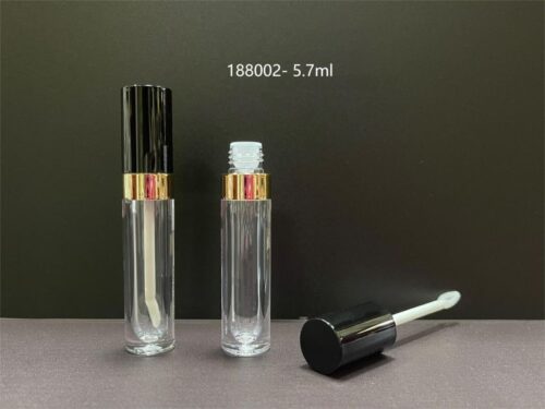 188002
Lipgloss with Applicator
