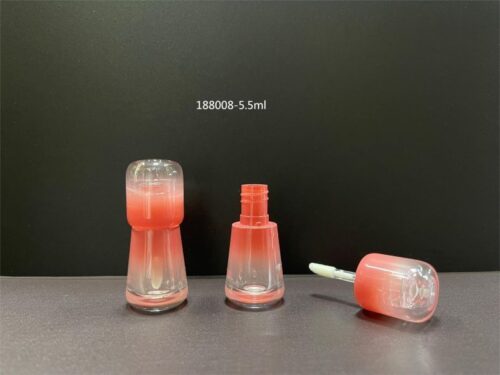 188008
Lipgloss with Applicator, S-Free and Mono-Material and Eco