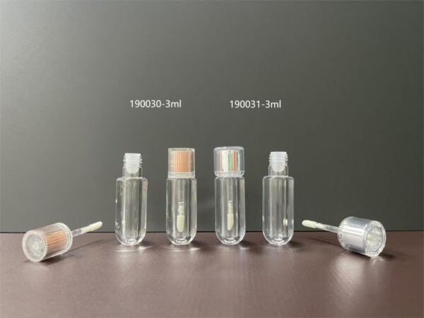 190031
Lipgloss with Applicator
