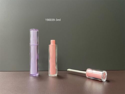 190039
Lipgloss with Applicator
