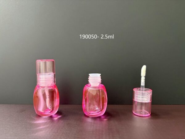 190050
Shaped Lipgloss with Applicator
