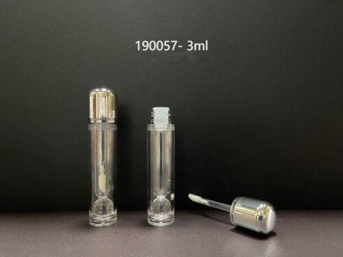 190057
Lipgloss with Applicator