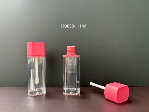 190058
Shaped Lipgloss with Applicator