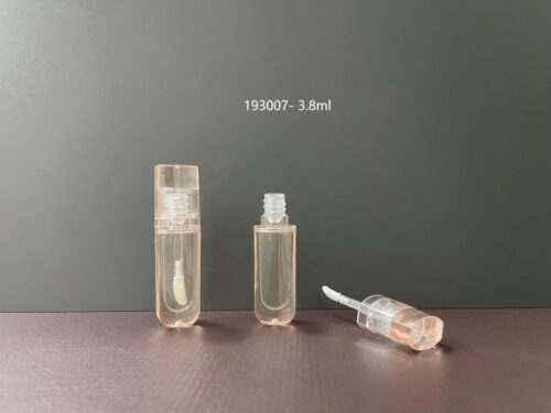 193007
Shaped Lipgloss with Applicator