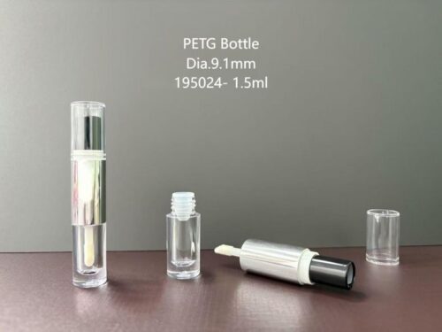 195024
Multi-Color Lipgloss with Applicator