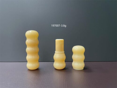 197007
Shaped Lipstick