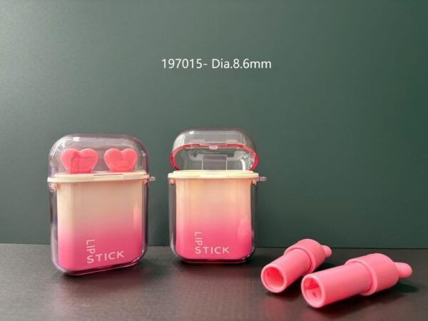197015A
Multi-Color Shaped Lipstick with Double-Wall and Loop