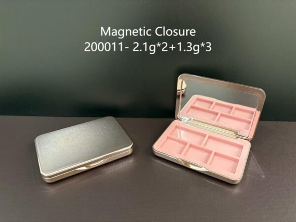 200011
Multi-Color Square Compact with Mirror