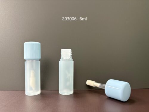 203006
Shaped Lipgloss with Applicator
