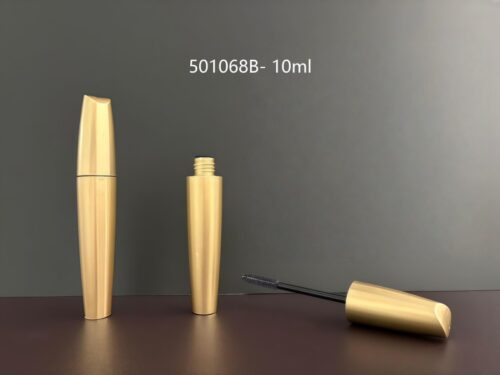 501068B
Shaped Mascara with Applicator and Double-Wall