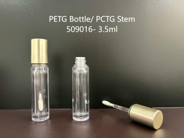 509016
Lipgloss with Applicator