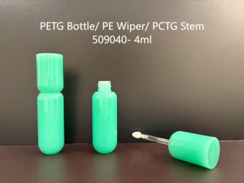 509040
Lipgloss with Applicator