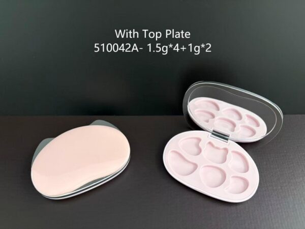 510042A
Multi-Color Shaped Compact with Mirror and Deco Top and Top Plate