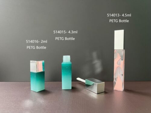514013
Square Lipgloss with Applicator