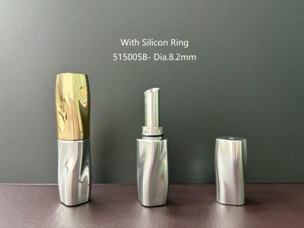 515005B
Shaped Lipstick with Airtight