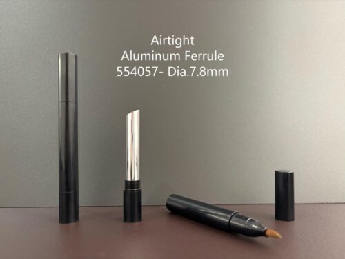 554057
Lipstick with Applicator and Airtight