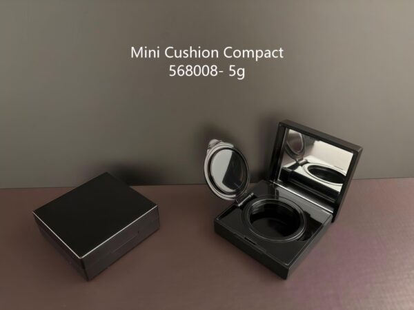 568008-5.0g-Single-With_Center_Plate_With_Mirror-Magnetic_Closure-ABS-Refillable 568008
Square Cushion with Mirror and Center Plate, Refillable