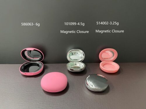 101099
Compact with Mirror and Magnetic Closure