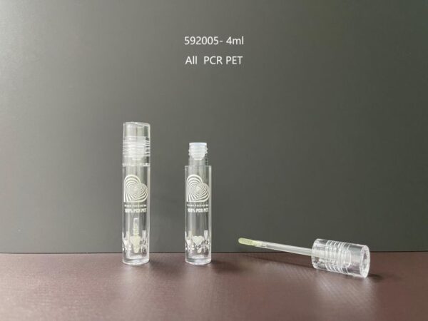 592005
Lipgloss with Applicator, S-Free and Recycled