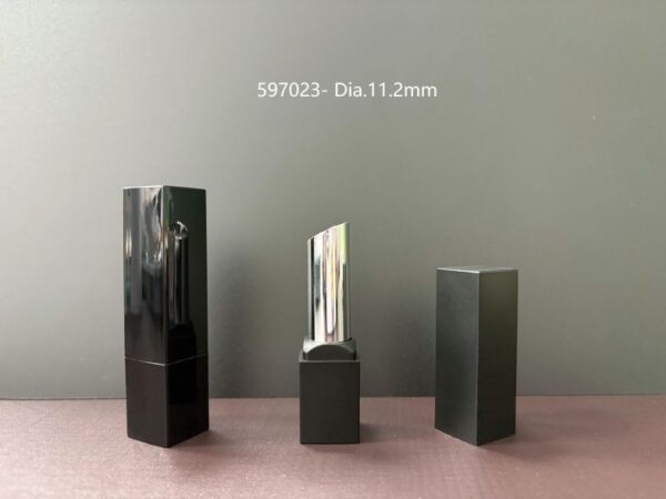 597023-Single-PE_ABS 597023
Square Lipstick