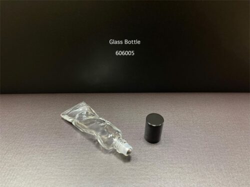 606005
Shaped Lipgloss with Applicator, S-Free
