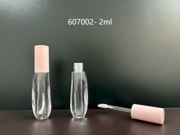 607002
Shaped Lipgloss with Applicator, Eco
