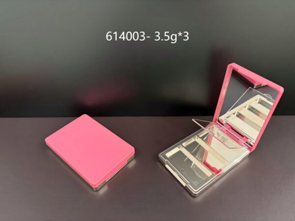 614003
Multi-Color Square Compact with Mirror and Center Plate