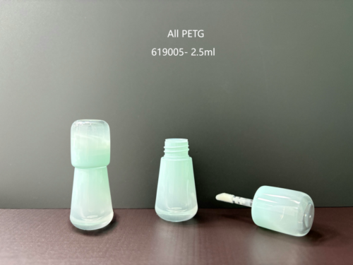 619005
Lipgloss with Applicator, S-Free