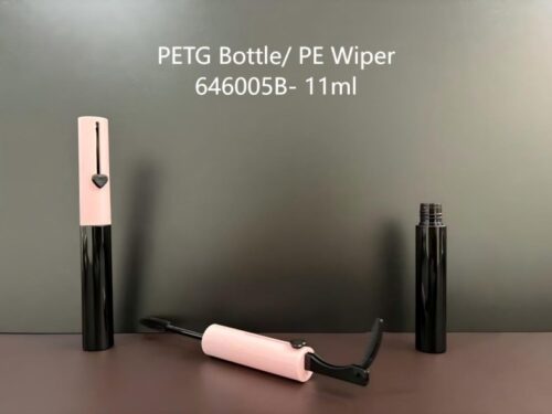 646005B
Lipgloss with Applicator