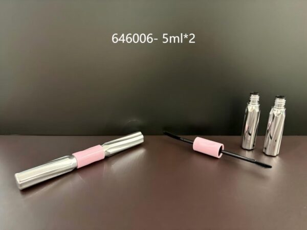 646006
Multi-Color Mascara with Applicator