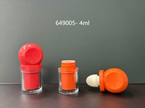 649005
Shaped Bottle with Applicator and Double-Wall