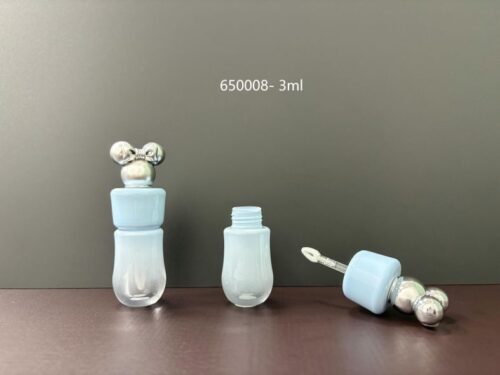 650008
Shaped Lipgloss with Applicator