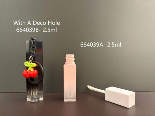 664039A
Square Lipgloss with Applicator