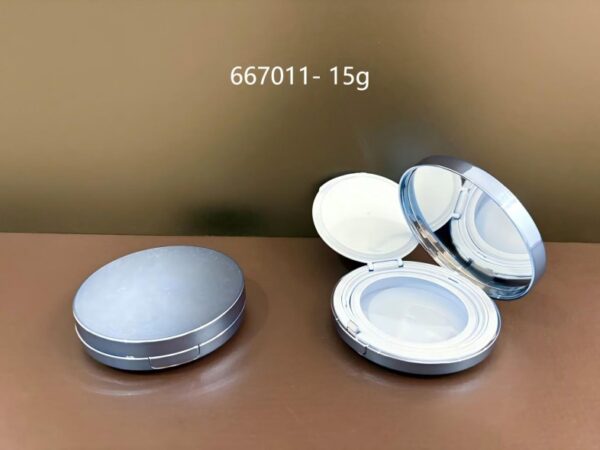 667011
Cushion with Mirror and Center Plate