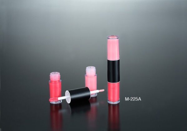 M-225A
Lipgloss with Applicator