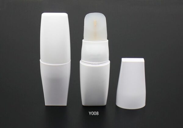 Y008
Shaped Bottle with Airtight and On-Off Switch
