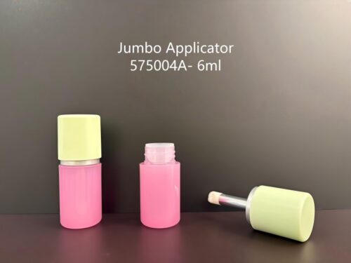 575004A
Lipgloss with Applicator